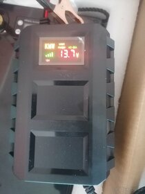 Nabíječka baterií Life Po4 12V/20A - 3