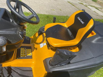 Cub Cadet XT1 OR95 Záhradná traktorová kosačka - 3