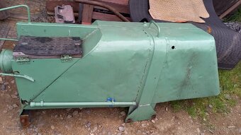 Zetor 25-zadní blatníky - 3