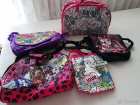 Fashion Time-návrhářka.Tašky-Violetta,Monster High. - 3