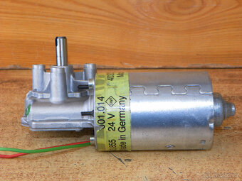 Elektromotor s převodovkou SWF 403.855 24 VDC, 34 ot./min. - 3