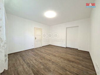 Pronájem bytu 1+1, 35 m², Karlovy Vary, ul. Rumunská - 3