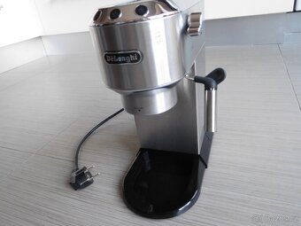 pákový kávovar DeLonghi EC680.M + příslušenství - 3