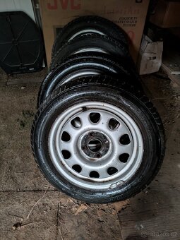 kola Golf + pneu 185/60R14 - 3