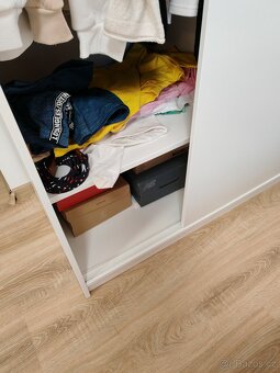 Šatní skříň IKEA - 3
