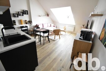 Pronájem byty 2+kk, 42 m2 - Karlovy Vary, ev.č. 01652 - 3
