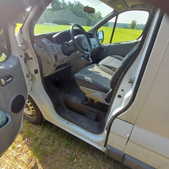 Renault Trafic 2.5dci Long 2010 9mist - 3