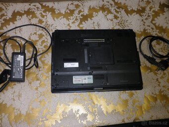 HP Compaq 6530b - 3