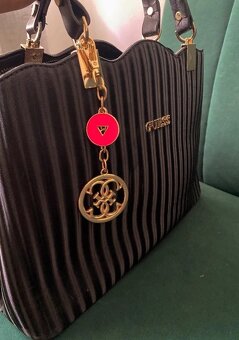 Kabelka Guess - 3