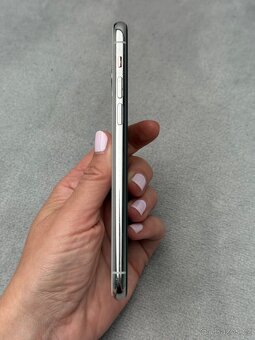 iPhone 11 Pro 256 GB - Bílý - 3