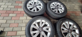 Hliniková kola 4 kusy 16" Úplně nové zimní pneu 215 60 16 V - 3