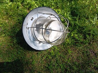 Průmyslové světlo - 3