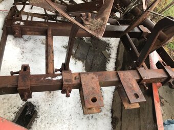 Vlek za MT8-132 s nářadím - 3