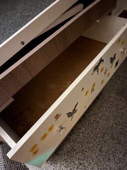 Přebalovací pult - 3