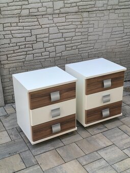 Prodám dvě komody (noční stolky, kontejnery) - 3