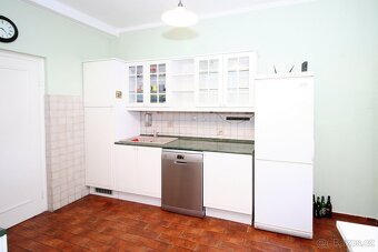 spolubydlení pro jednoho muže v samostatném neprůchozím poko - 3