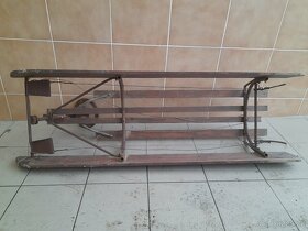 Staré sáně s volantem - 3