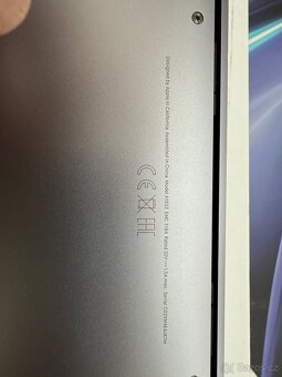 Apple Macbook air 13.3”, i5, 16GB RAM - 3