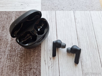 Sluchátka JBL Tune Beam Black - 3