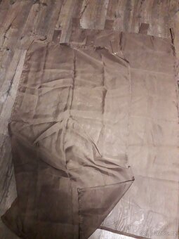 LÁTKY A ZÁCLONY - 3