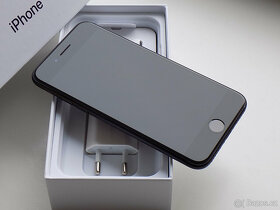 APPLE iPhone SE (2020) 64GB Black - ZÁRUKA - 100% BATERIE - 3