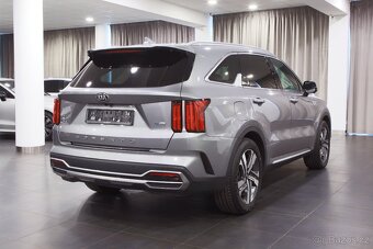 Kia Sorento 1.6 T-GDI 176kW HYBRID 4x4 57tkm Virtual 7-míst - 3