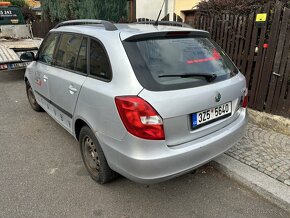 skoda Fabia 2 / Roomster  dily . - 3