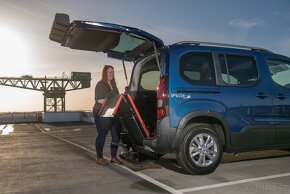 Bezbariérový Peugeot Rifter pro vozíčkáře - 3