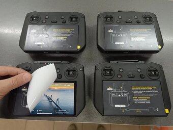 Profesionální ovladač DJI RC pro - 3