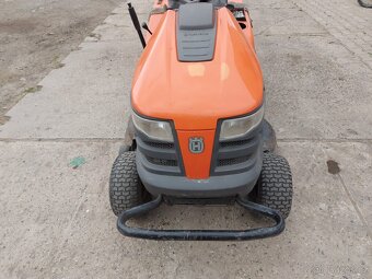 Prodáme zahradní traktor HUSGVARNA - 3