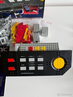 LEGO Technic Control Center II 8485 - 3