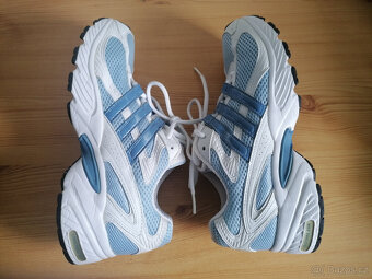 Dámské tenisky zn. Adidas vel. 39,5 / 6,5 - 3