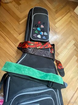 Obal na akustickou kytaru značky Cord - 3