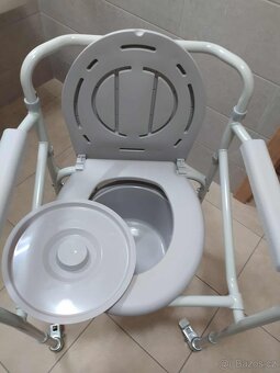 Prodám toaletní WC stolek - 3