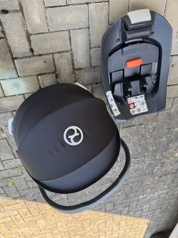 Autosedačka Cybex Aton 5 + 2 ks základna Base isofix - 3