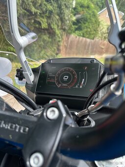 CF Moto 650 MT - 3