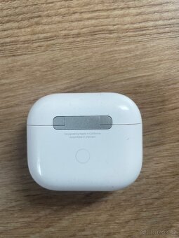 Náhradní obal na sluchátka AirPods 3 - 3