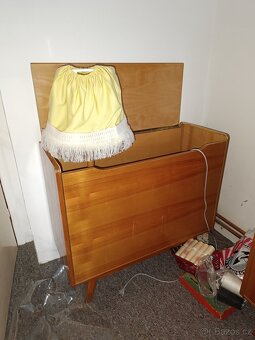 Starý nábytek za odvoz - 3