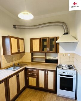 Pronájem bytu 1+1 39 m2 Čtyřkolská, Praha - 3