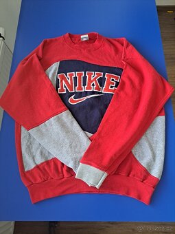 Červená retro Nike mikina - 3