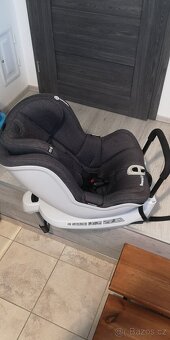 Autosedačka Petite&Mars Reversal II – otočná, ISOFIX, 0–18 k - 3