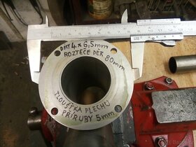 Svody, odbočky, přípojky 3 kusy, INOX Průměr 50mm, úhel 150° - 3