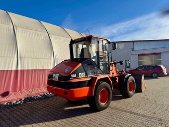 Kloubový nakladač CAT 908 České SPZ - 3