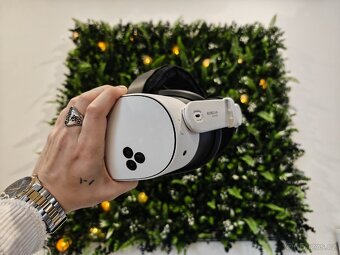 Oculus Quest 3s 128GB + Headstrap - 3