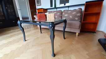 Prodávám konferenční stolek - 3