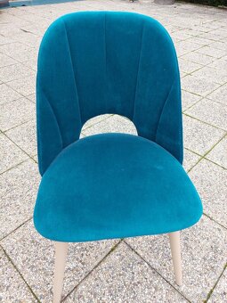 Jídelní stůl a 6 židli - 3