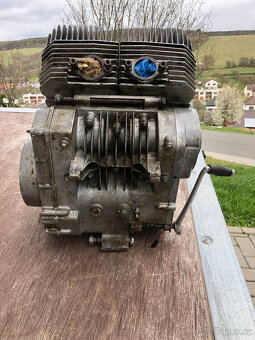 Prodám motor Benelli 250 2v 2t - 3