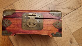Stará čínská dřevěná šperkovnice - 3