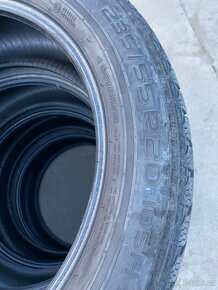 Nokian 235/55 r20 - 3