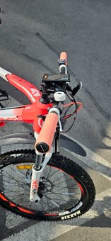 Elektrokolo CRUSSIS e-Guera 7.5-S 19" růžovo-bílá 2020 - 3